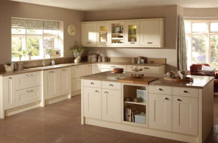 cucina color beige chiaro colori toni cucine
